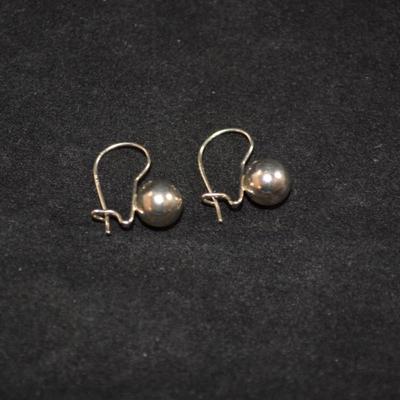 925 Sterling Ball Earrings, 1.9g