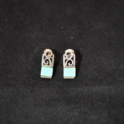 925 Sterling Turquoise Filigree Earrings 3.1g
