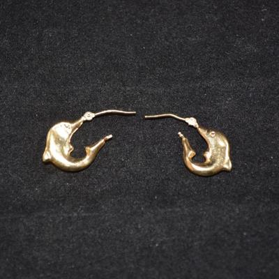 14k Gold Dolphin Earrings, 0.7g