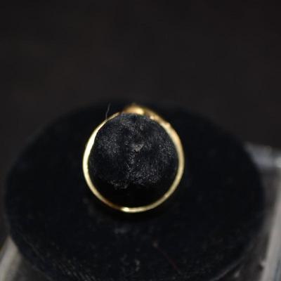 14k Gold Dolphin Ring Size 7, 1.5g