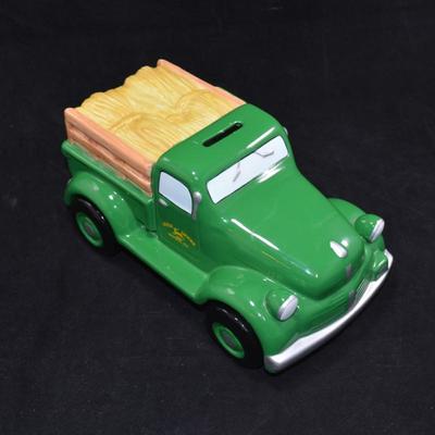 Ceramic John Deere Piggy Bank w/ Plug 9â€x5â€x4.75â€