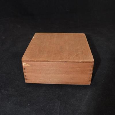 Vintage Joseph Neyâ€™s English Leather Gift Set 5.5â€x5.5â€x2.5â€