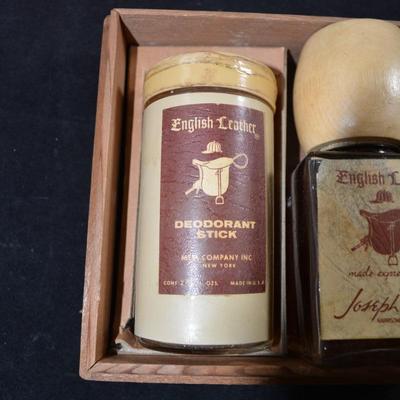 Vintage Joseph Neyâ€™s English Leather Gift Set 5.5â€x5.5â€x2.5â€