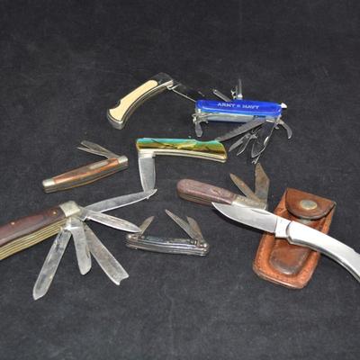 Lot of Vintage Pocket Knives