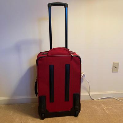 Ricardo Three-Piece Luggage Set & Pair of Luggage Racks (BD1-HS)