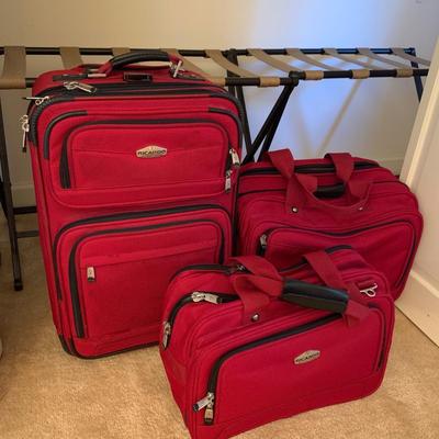 Ricardo Three-Piece Luggage Set & Pair of Luggage Racks (BD1-HS)