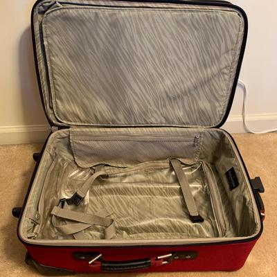 Ricardo Three-Piece Luggage Set & Pair of Luggage Racks (BD1-HS)