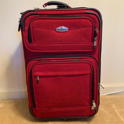 Ricardo Three-Piece Luggage Set & Pair of Luggage Racks (BD1-HS)