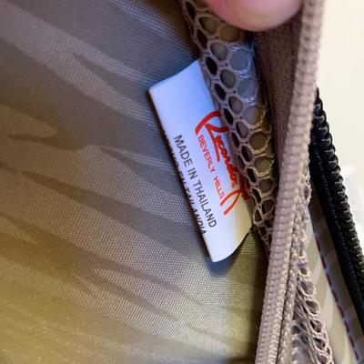 Ricardo Three-Piece Luggage Set & Pair of Luggage Racks (BD1-HS)