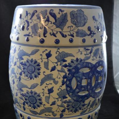 Asian Ceramic Floral Blue & White Garden Seat/Stool 18â€x13â€