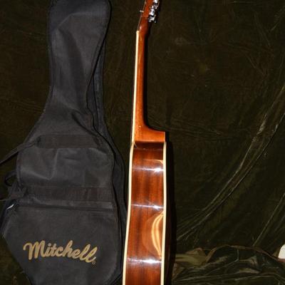 MITCHELL MDJ-10 Junior Dreadnought Â¾ Acoustic Guitar w/ Gig Bag
