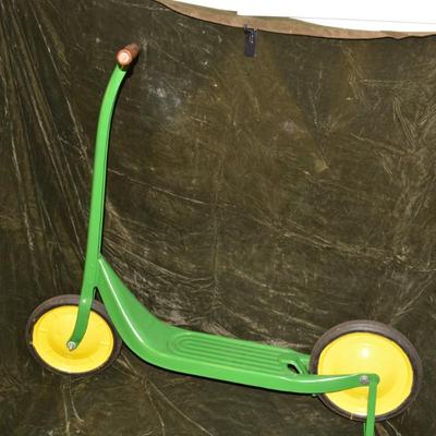 Working Vintage Steel Scooter w/ Brake & Stand 38â€x33â€x5â€