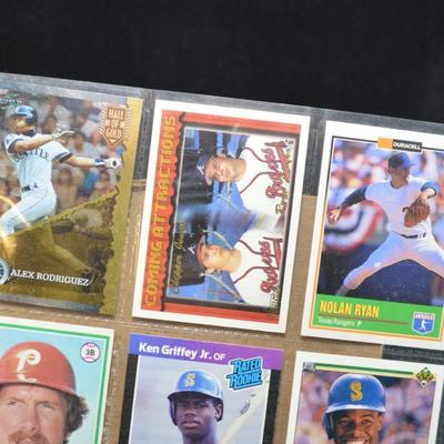 Lot of MLB Hall of Famers Baseball Cards