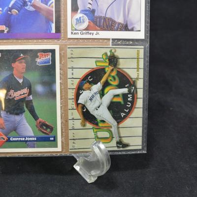 Lot of MLB Hall of Famers Baseball Cards