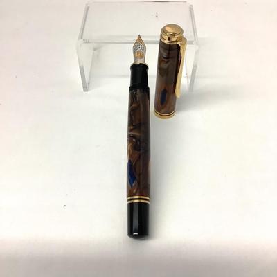 1127 Pelikan Souveran M800 Grand Place Limited Edition