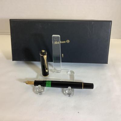 1129 Pelikan Classic M200 Fountain Pen