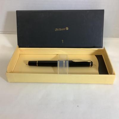 1129 Pelikan Classic M200 Fountain Pen