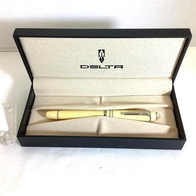 1130 Delta Pen Anni 70 Italy Fountain Pen