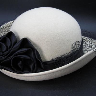London studio Black & White Straw Bowler Netted Hat with Bow