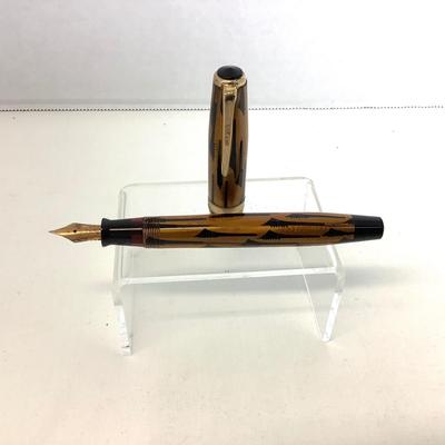 1133 Vintage Parker Geometric "Toothbrush" Fountain Pen