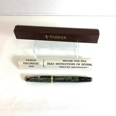 1134 Parker Senior Debutante Vacumatic Fountain Pen & Original Box