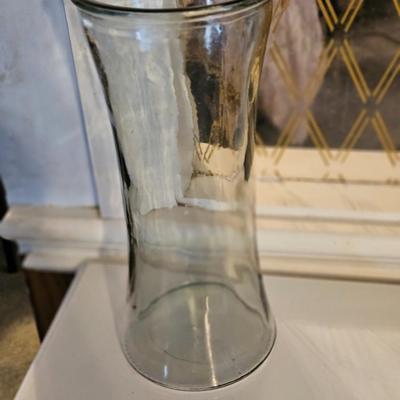 Glass vase