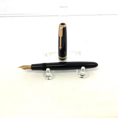 1142 Vintage Parker Fountain Pen Made in England