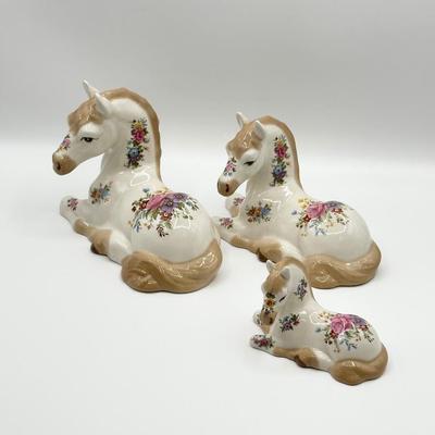 SZEILER ~ England ~ Trio (3) ~ Porcelain Horses