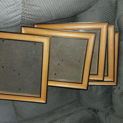 WOODEN PICTURE FRAMES