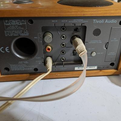 Henry Kloss TIVOLI Audio Model Three AM/FM Clock Radio & Alarm