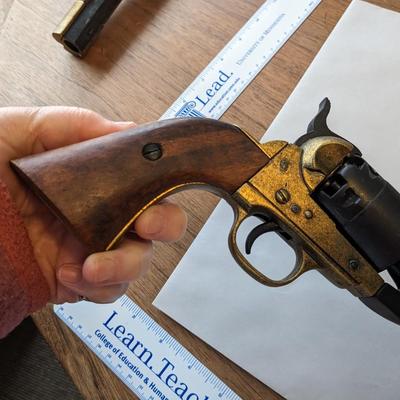 Colt Model 1860 Army Revolver Replica #2