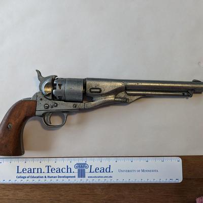 Colt 1860 Army Revolver Replica