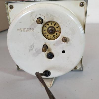 Vintage Westclox in Metal Case