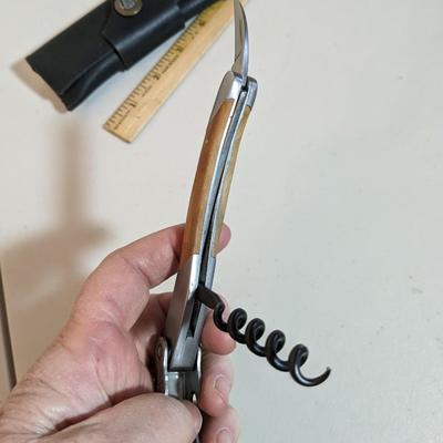 Chateau LAGUIOLE Waiter's Corkscrew - Olive Wood