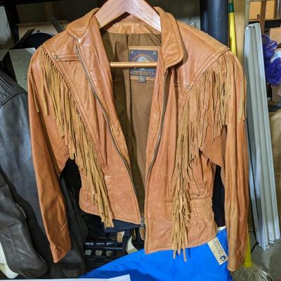 Wilsons Adventure Bound VTG Fringe Leather Bomber Jacket