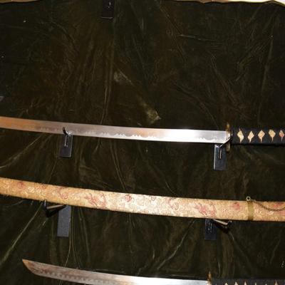 Set of 2 Decorative Katanas