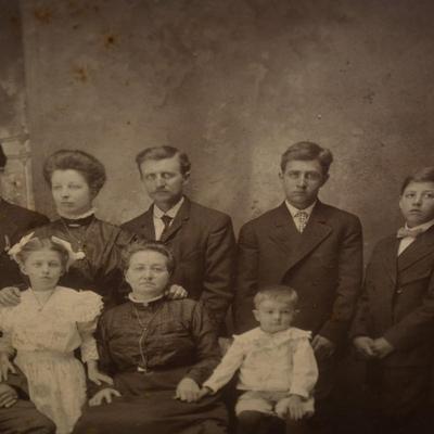 Antique Framed Family Photograph 17.5â€x14.5â€