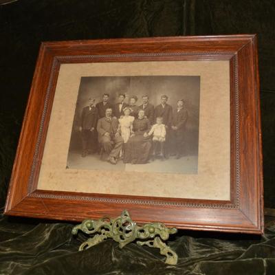 Antique Framed Family Photograph 17.5â€x14.5â€