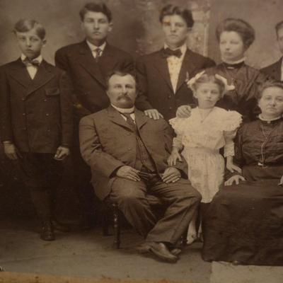 Antique Framed Family Photograph 17.5â€x14.5â€