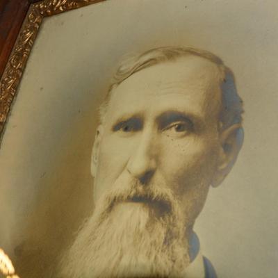 Dignified Antique Framed Photographic Portrait 29â€x25â€