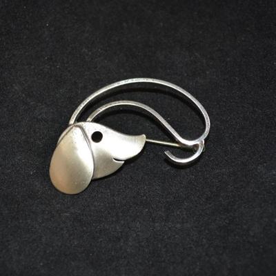 Sterling Dachshund Pin 5.3g