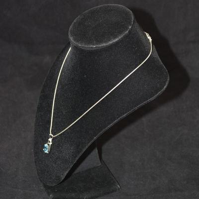 925 Sterling Serpentine Chain w/ 925 Topaz Pendant 18â€, 7.7g