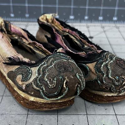 Antique Chinese Child Shoes 