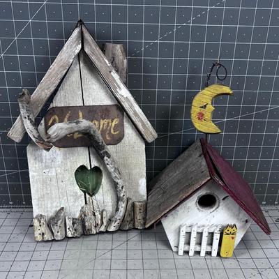 Welcome Wall Plaque and Bird House. 