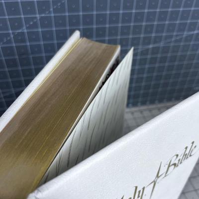 Catholic Version of the Holy Bible, Like NEW Condition, Large!  