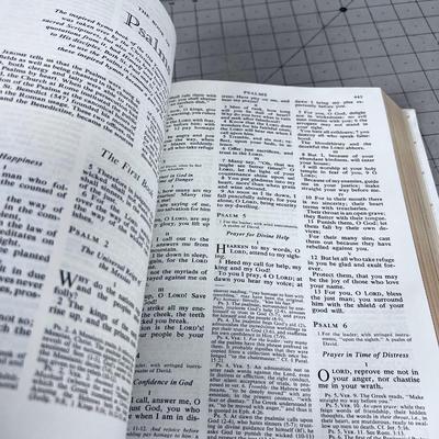 Catholic Version of the Holy Bible, Like NEW Condition, Large!  