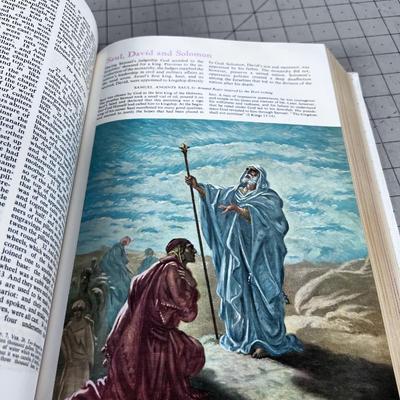 Catholic Version of the Holy Bible, Like NEW Condition, Large!  
