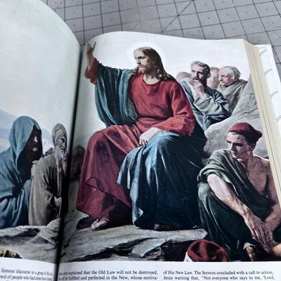 Catholic Version of the Holy Bible, Like NEW Condition, Large!  