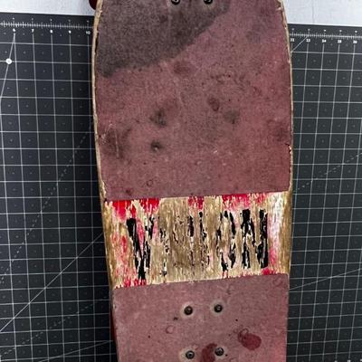 Old school Skateboard,  VISION 1970's with INDEPENDENT Trucks. 30" Long 