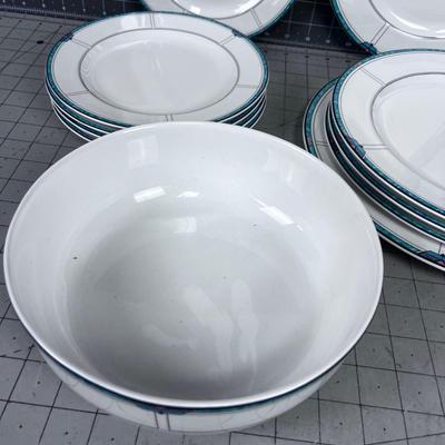 Mikasa Super Strong Fine China Emerald Cove 